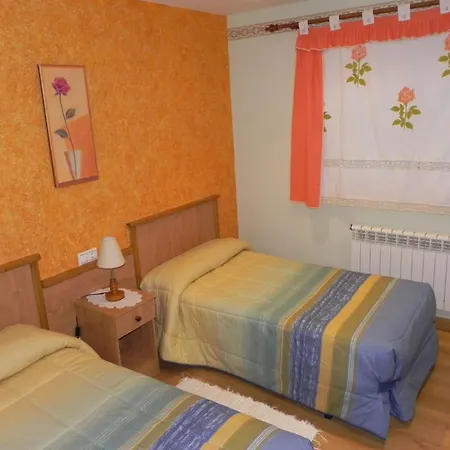 O Lar De Carmina Gæstehus Devesa