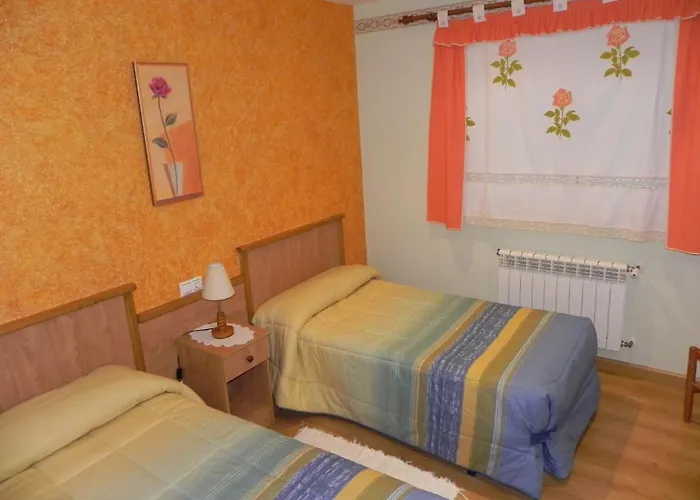 O Lar De Carmina Πανσιόν Devesa