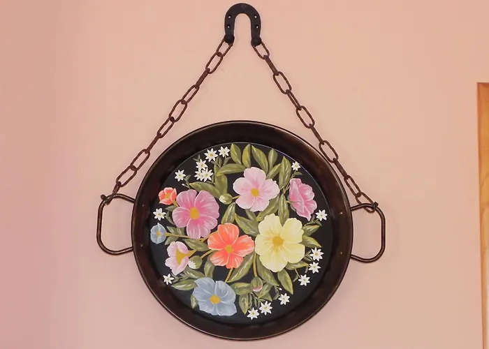 Πανσιόν O Lar De Carmina 3*